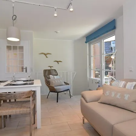 Luv &amp Lee, Whg 7 韦斯特兰