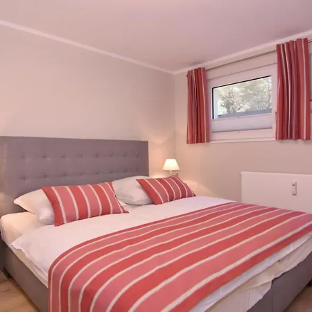 Luv &amp Lee, Whg 7 * 韦斯特兰