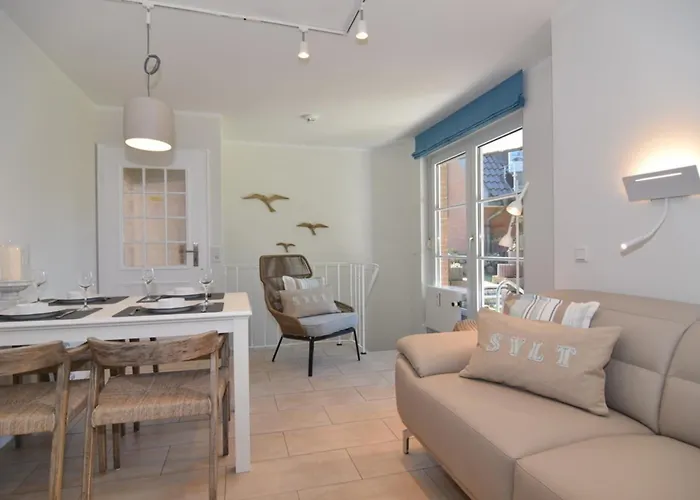 Luv &amp Lee, Whg 7 韦斯特兰